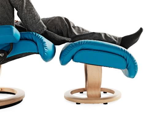 Stressless by Ekornes Magic 1273415 096 34 04 Small Reclining Chair Ottoman with Classic Base Weinberger s Furniture Recliner Reclining Chair Ottoman